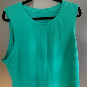 Lululemon Train To Be Tank Breathable, Blue Emerald color, Cropped Length